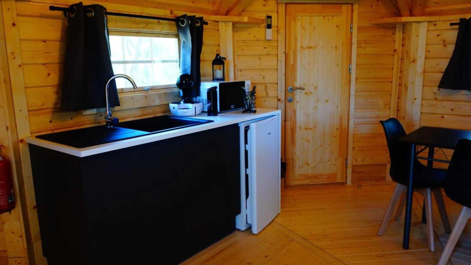 Camping 3 Etoiles - Piscine - Ccbb0Gd Bizanet Zewnętrze zdjęcie